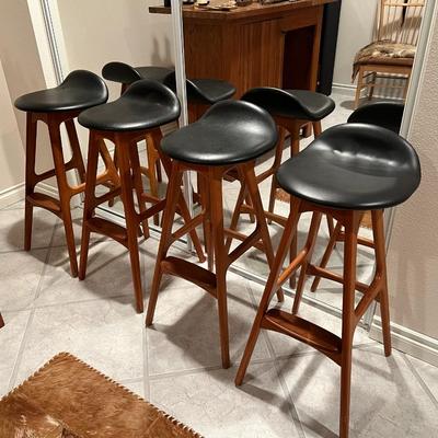 Lot of 4 Mid Century Modern O.D. Mobler Denmark Black Leather and Wood Bar Stools