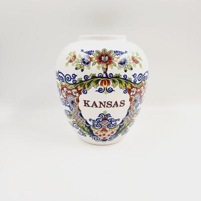 BEAUTIFUL DECORATIVE KANSAS VASE