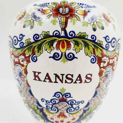 BEAUTIFUL DECORATIVE KANSAS VASE
