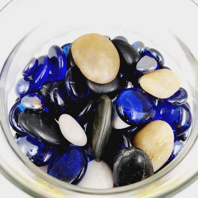 GLASS VASE WITH STONE & GLASS DECORATIVE ROCKS