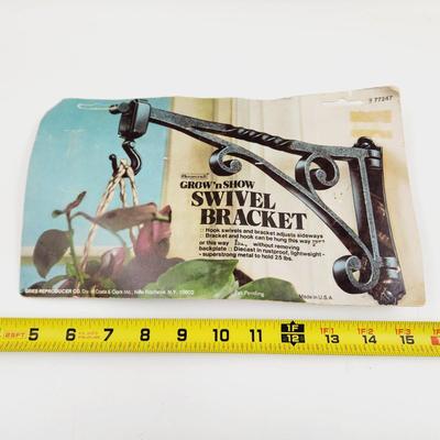 WROUGHT IRON SWIVEL BRACKET NEW