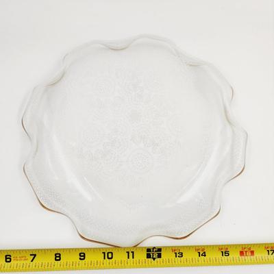 VINTAGE CLEAR GLASS LACE PATTERN GOLD TRIM SERVING PLATTER