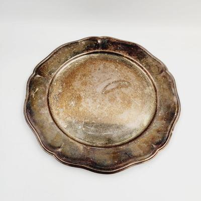 VINTAGE SILVERPLATE DECORATIVE TRAY