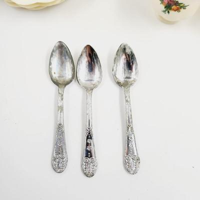 VINTAGE CDI CHILDRENS PLASTIC TEA SET