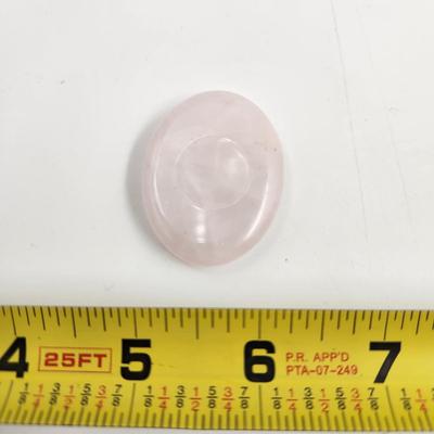 POLISHED PIECE OF ROSE QUARTZ