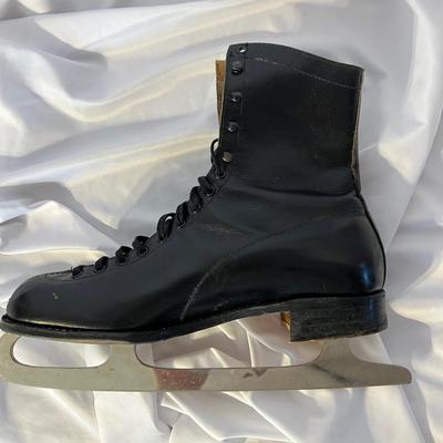 BASCO Leather Menâ€™s Ice Skates (LR-MK)