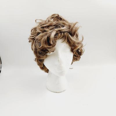 FUN VINTAGE QUALITY WOMENS WIG