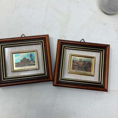 Lot of assorted decorative items