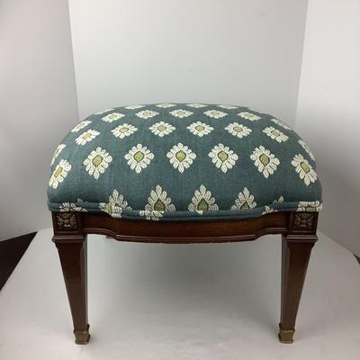 1569 Pair of Upholstered Stools