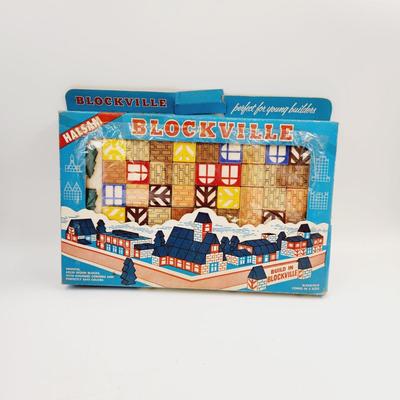 VINTAGE HALSAM BLOCK VILLE #102 W/ 75 PIECES