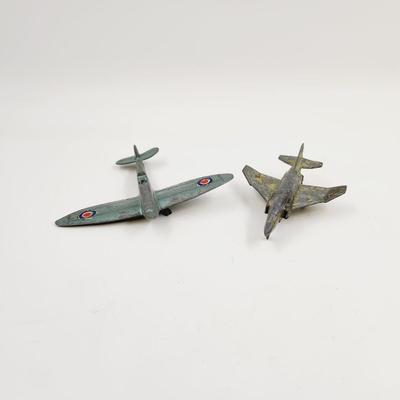 VINTAGE METAL FIGHTER PLANE BUNDLE