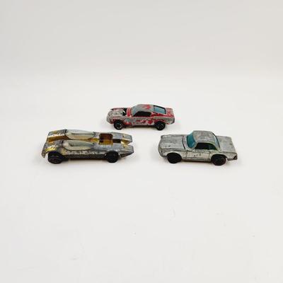 VINTAGE 1960S HOT WHEEL REDLINE COLLECTORS CARS
