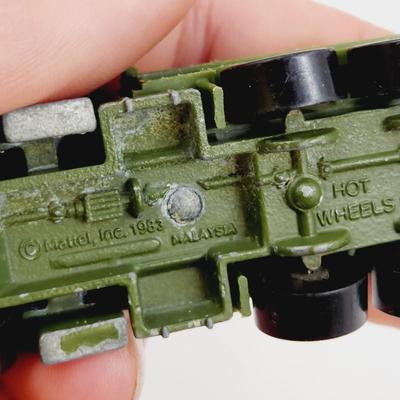 VINTAGE 1980s HOT WHEEL COLLECTORS CARS