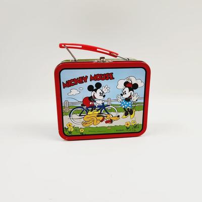 COLLECTABLE MICKEY & MINNIE MOUSE METAL LUNCH BOX