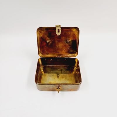 CUTE LOCKABLE BRASS BOX WITH HANDLE