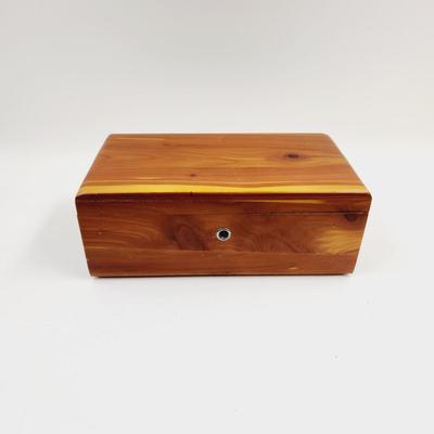LANE CEDAR CHEST TRINKET BOX WITH KEY