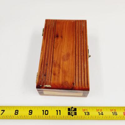 VINTAGE WOODEN DESIGNED TRINKET - JEWELRY BOX