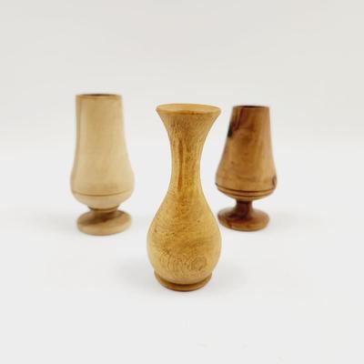 SO STINKIN CUTE VINTAGE MINATURE WOODEN VASES