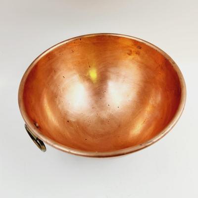 MEDIUM COPPER MIXING BOWL W/ 1 BRASS HANDLE
