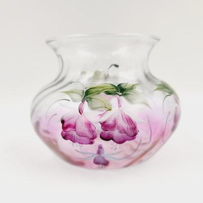 VINTAGE GORGEOUS HAND PAINTED HUMMINGBIRD VASE