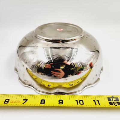 RUFFLED EDGE SILVER TONED MIXING BOWL