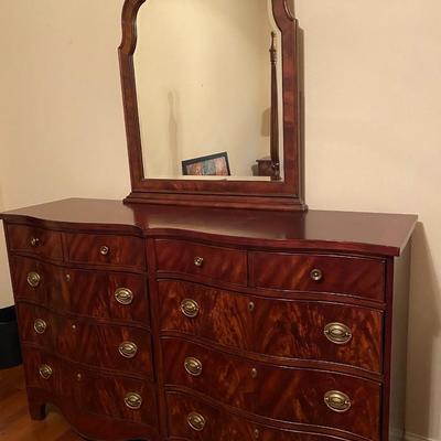 All-wood Broyhill 100 Anniversary Collection 8-drawer dresser with beveled mirror