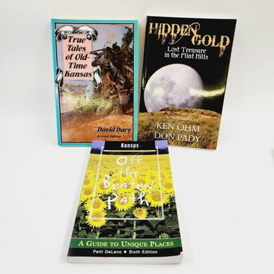 BUNDLE OF BOOKS ABOUT KANSAS