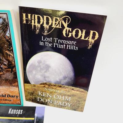 BUNDLE OF BOOKS ABOUT KANSAS