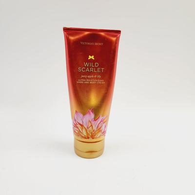 VICTORIA SECRET WILD SCARLETT LOTION