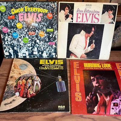 Large lot of Elvis records