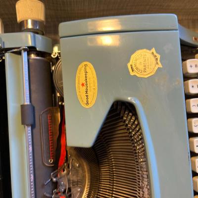 Vintage Brother manual travel typewriter