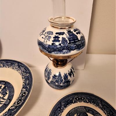 Lot #98  Vintage Blue Willow Lot