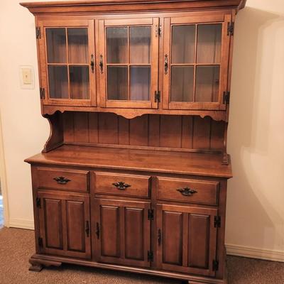 Lot #100 Vintage Colonial Style China Cabinet - KELLER Furniture Co. - Maple finish