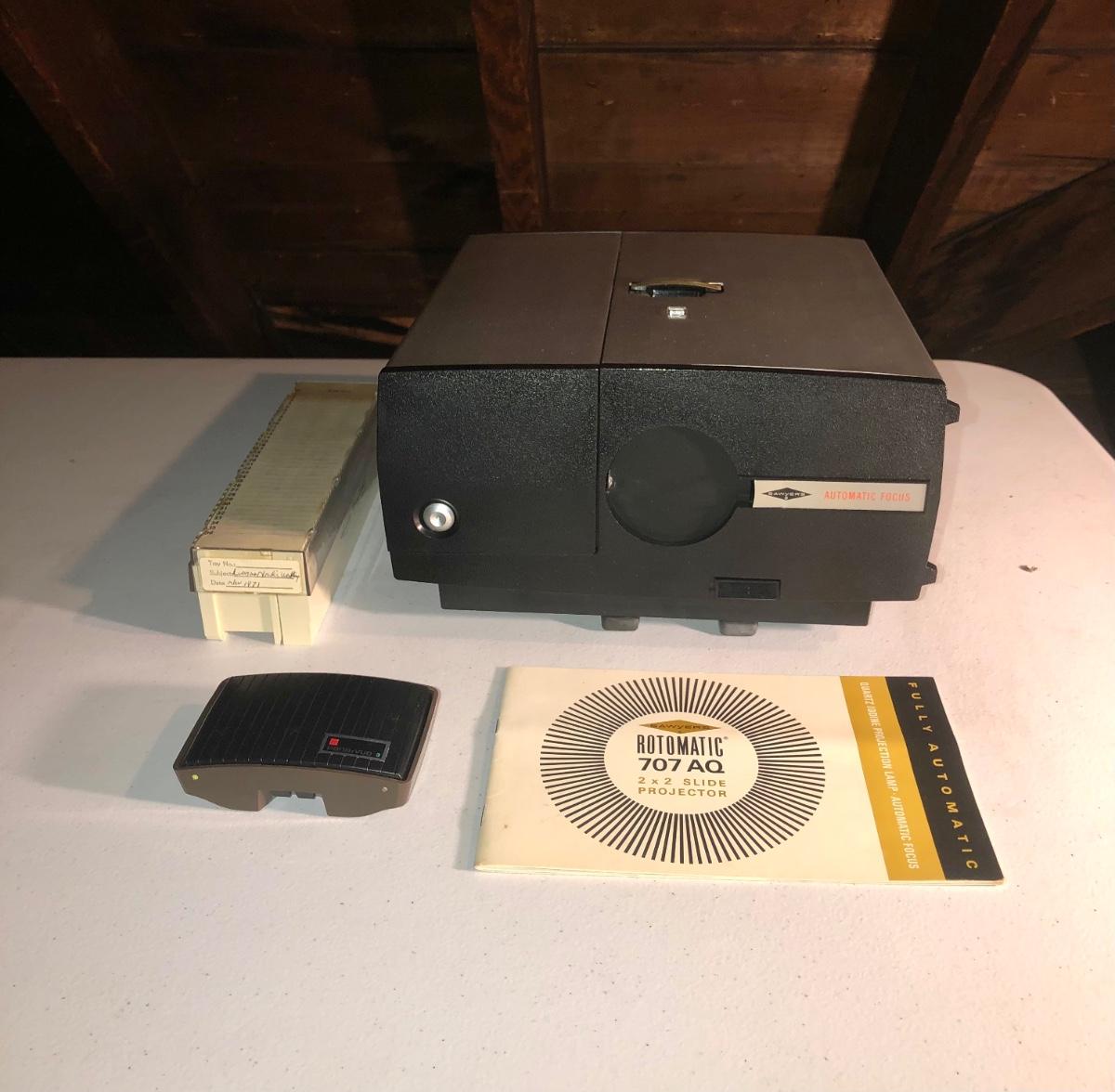 LOT95M Rotomatic 707 AQ 2x2 Slide Projector