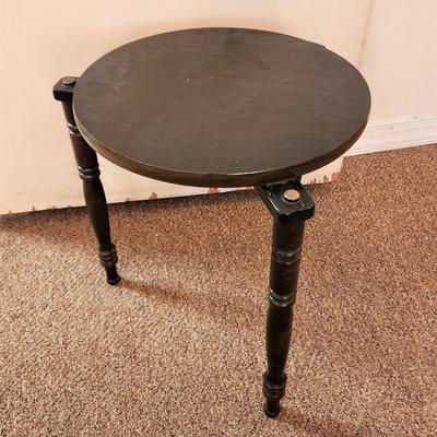 Lot #128  Funkly little MidCentury side Table