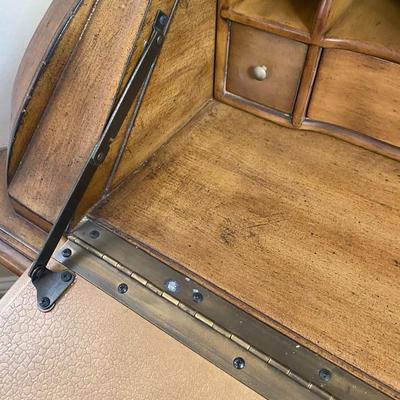 Secretary-style cabinet