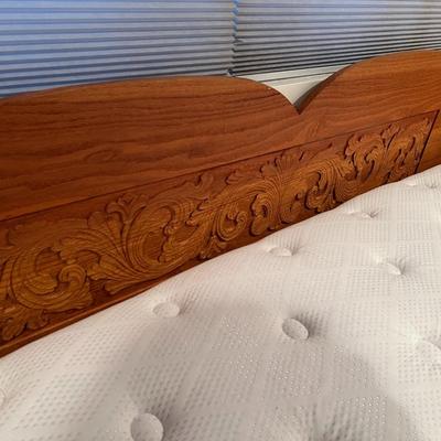 King Size Bed Carved Wood Frame and Quality Sealy Mattress Set