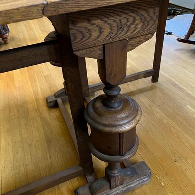 Antique Expandable Wood Dining or Kitchen Table