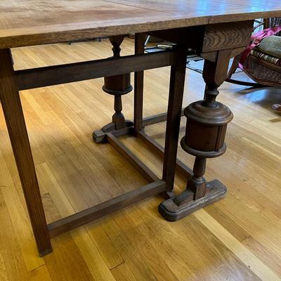 Antique Expandable Wood Dining or Kitchen Table