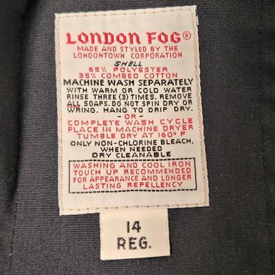 Lot #138  Ladie's Vintage London Fog Coat/Raincoat - great condition