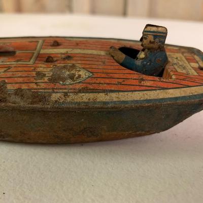 ANTIQUE TIN TOY