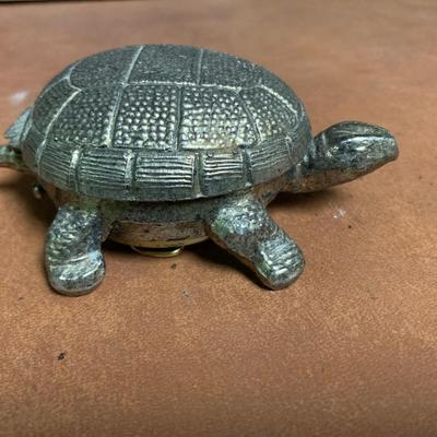 TORTOISE CLOCK