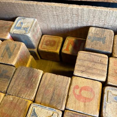 Vintage wood box w/ blocks