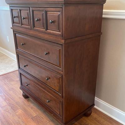 PIER 1 IMPORTS ~ Ashworth Chest Of Drawers ~ *Read Details