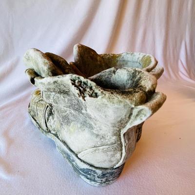 Monkey Sculptures and Planter (L-NM)