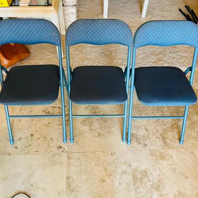 Folding Table and Chairs (GR-JM)