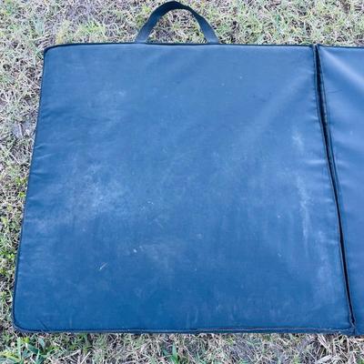Therms Rest and Alps Mountaineering Camping Matâ€™s (BR2-NM)