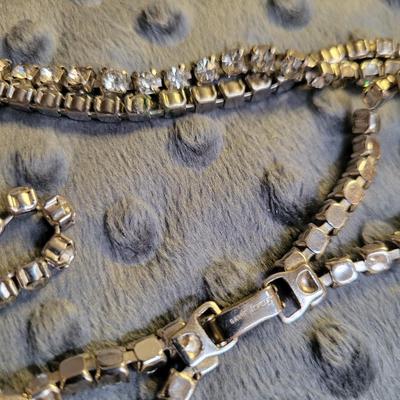 Vintage Garne Rhinestone Necklace