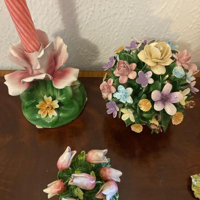 Lot of Porcelain Capodimonte Flowers