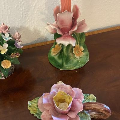 Lot of Porcelain Capodimonte Flowers